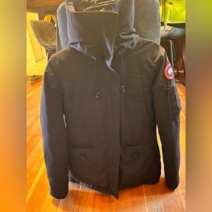 Navy blue authentic Canada Goose jacket